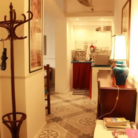 Hera Place